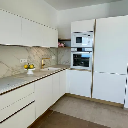 Giovy Rooftop Apartman Furore