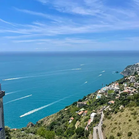 Giovy Rooftop Apartman Furore